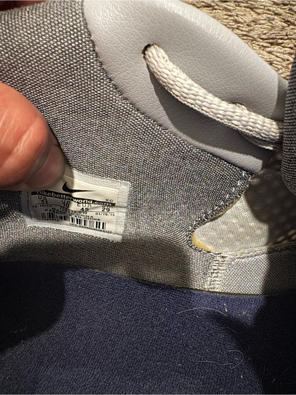 Nike Kyrie 1 Wolf Grey - Picture 2 of 5